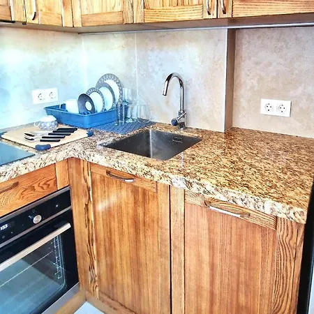 Апартамент Prime Location: 2bd Flat Near Alexander Nevsky *
