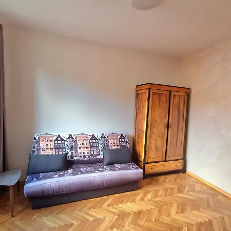 Prime Location: 2bd Flat Near Alexander Nevsky Апартамент София