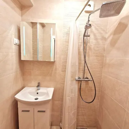 Апартамент Prime Location: 2bd Flat Near Alexander Nevsky