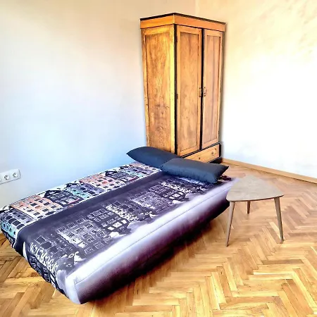 Prime Location: 2bd Flat Near Alexander Nevsky