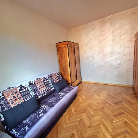 Prime Location: 2bd Flat Near Alexander Nevsky * София